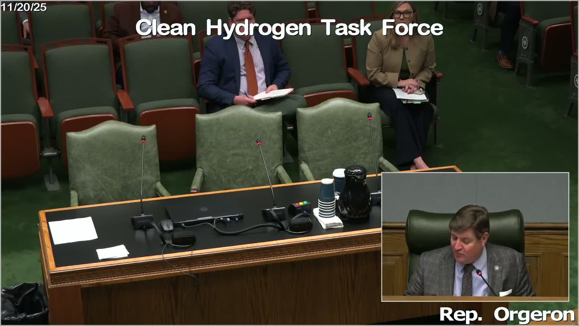 Clean Hydrogen Task Force endorses revised final report, asks staff to incorporate edits by Nov. 26