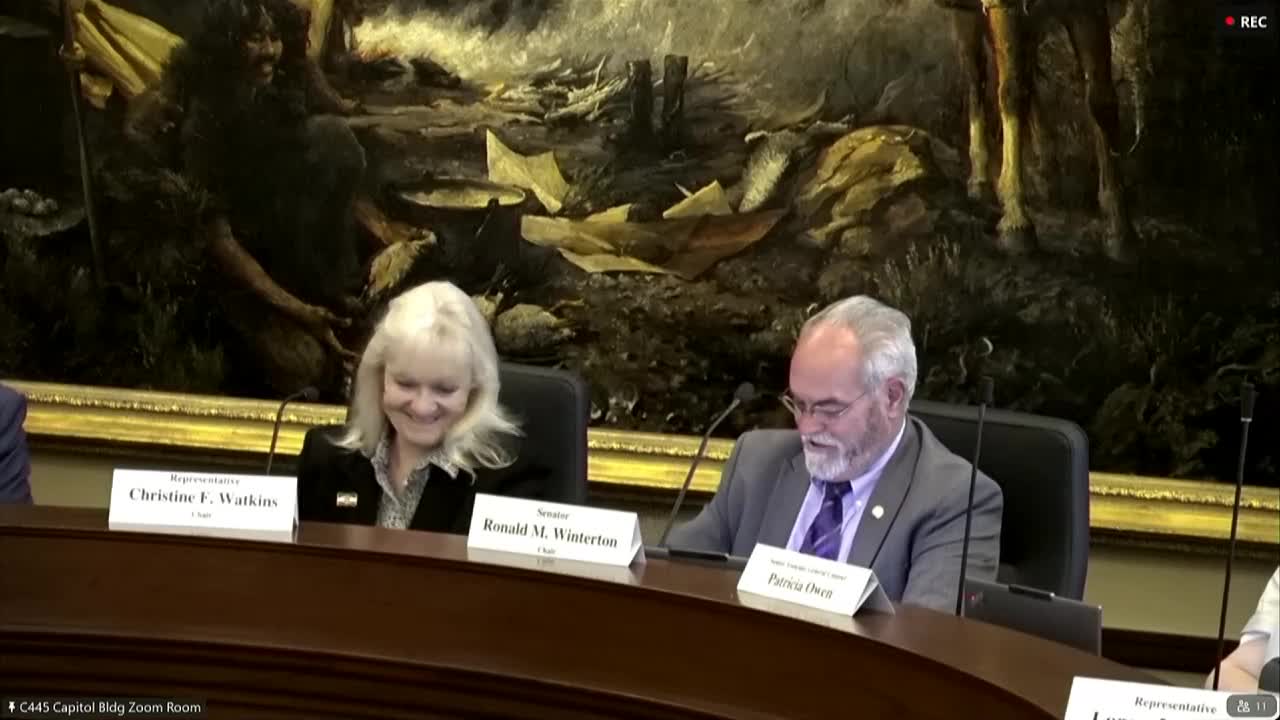 Committee advances draft American Indian/Alaska Native education bill after board testimony