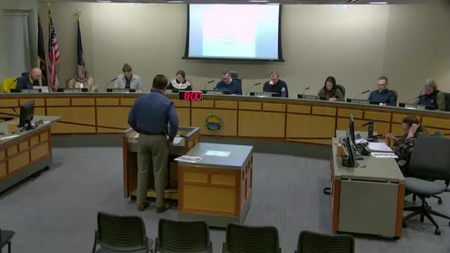 Commission weighs pickleball reservation policy after first season at Manhattan Park