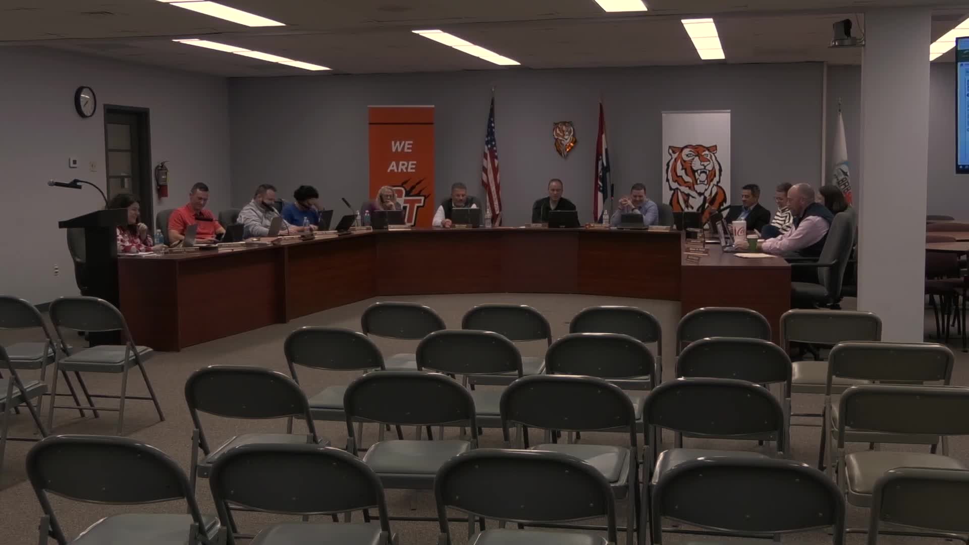 Independent audit finds no audit‑initiated adjustments; board accepts 2024 audit