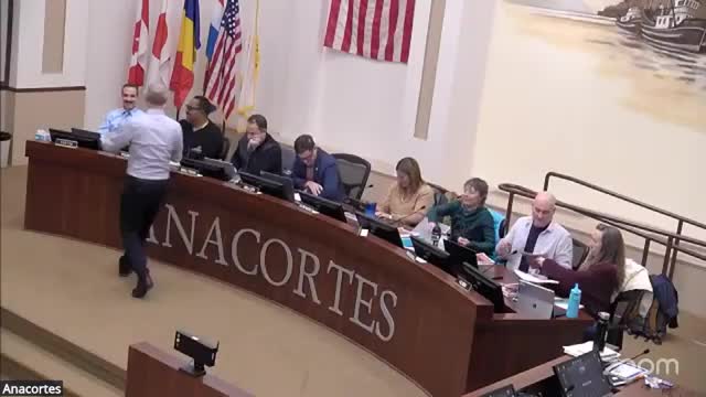 Council refines comp plan and development regulations; staff to publish edits and open public comment through Dec. 11