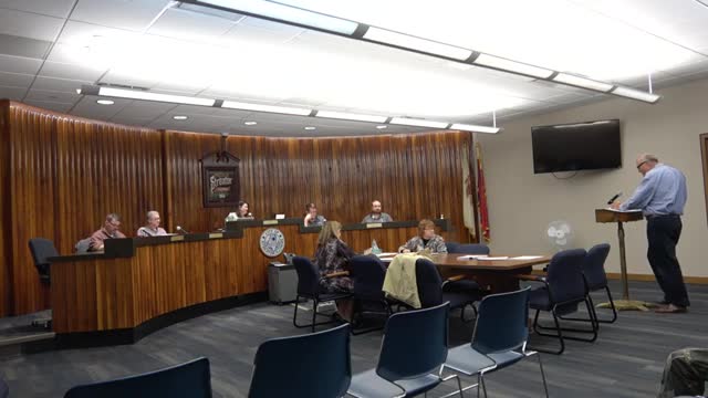 Streator council directs staff to publish 4.99% levy, debates cuts to close $1.7M general-fund gap