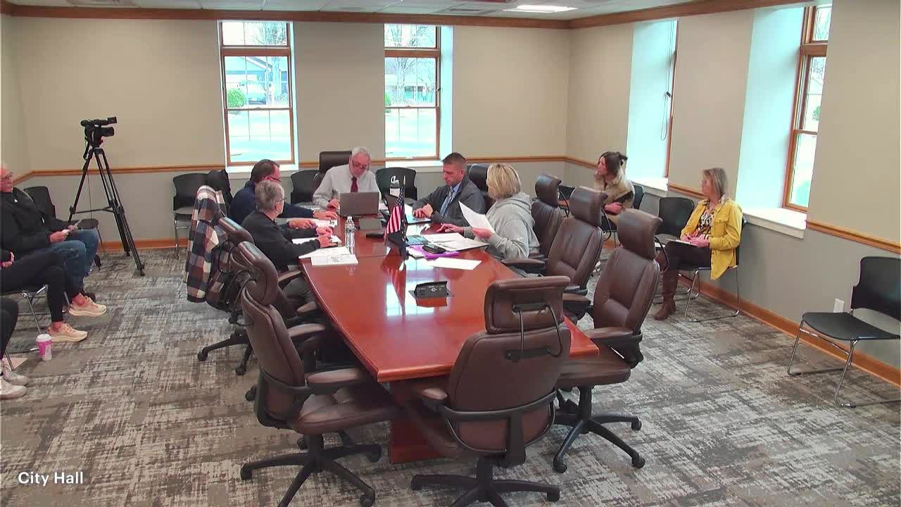 Scottsburg board approves drive-through extension but requires written layout first