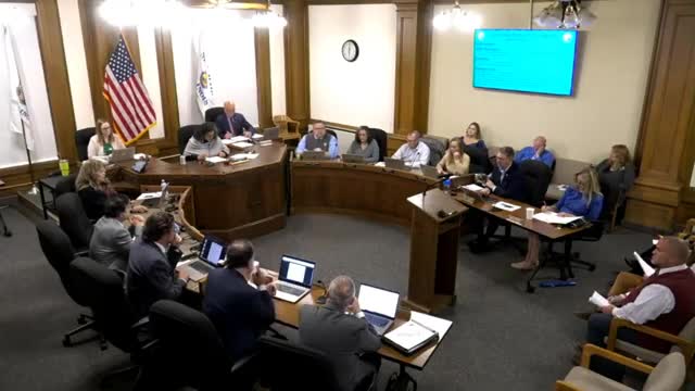 Council hears plan to lease 25 acres for community solar; consultant recommends Community Power Group