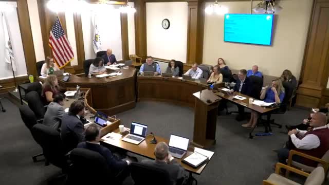 Council minutes: votes and ordinances advanced — Oct. 21, 2025