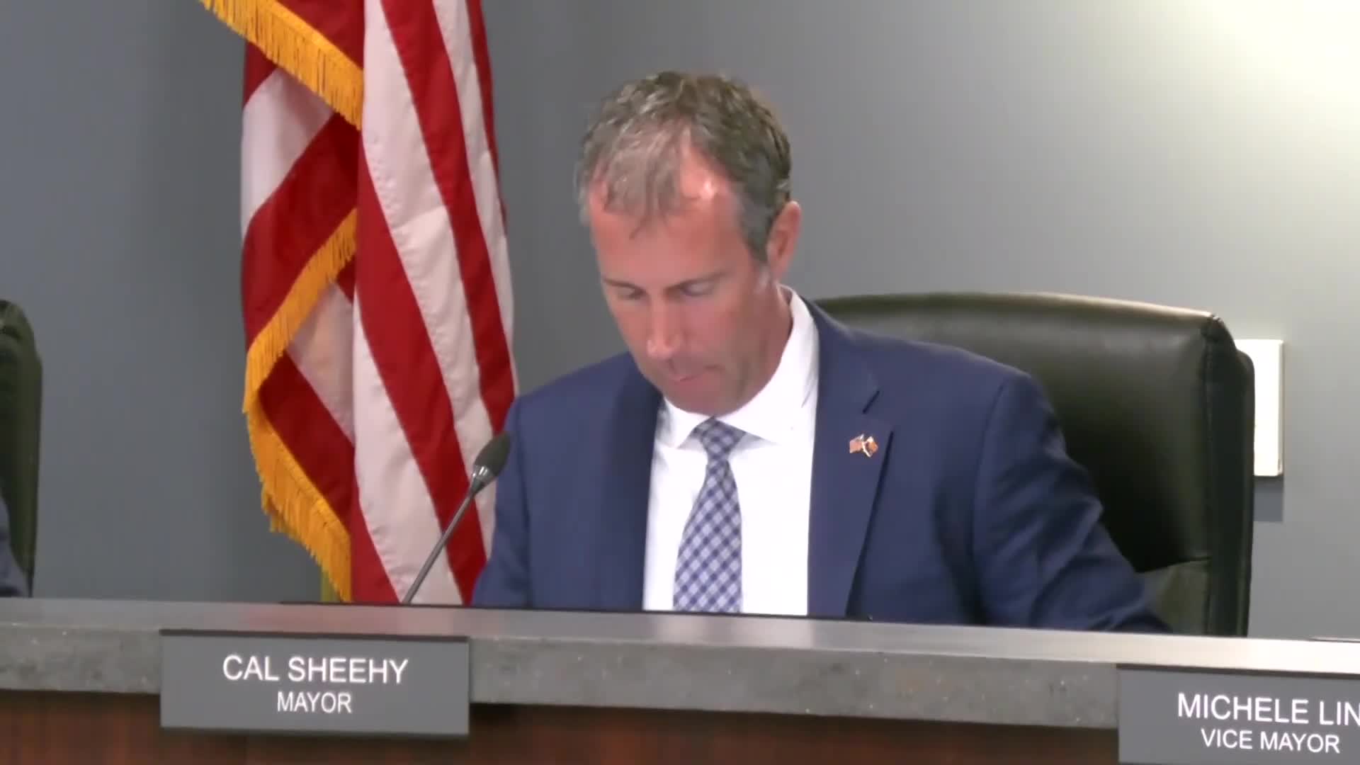 Consultants report Lake Havasu road network PCI at 64; engineers recommend preservation strategy