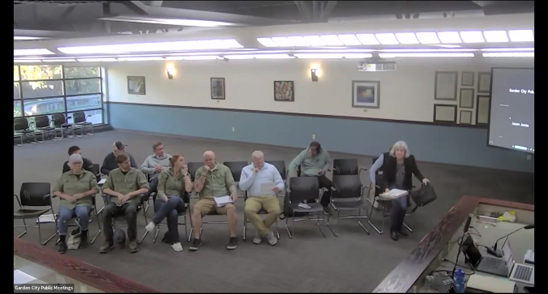 Planning commission backs 11‑lot Amigos subdivision, removes proposed southern walkway easement