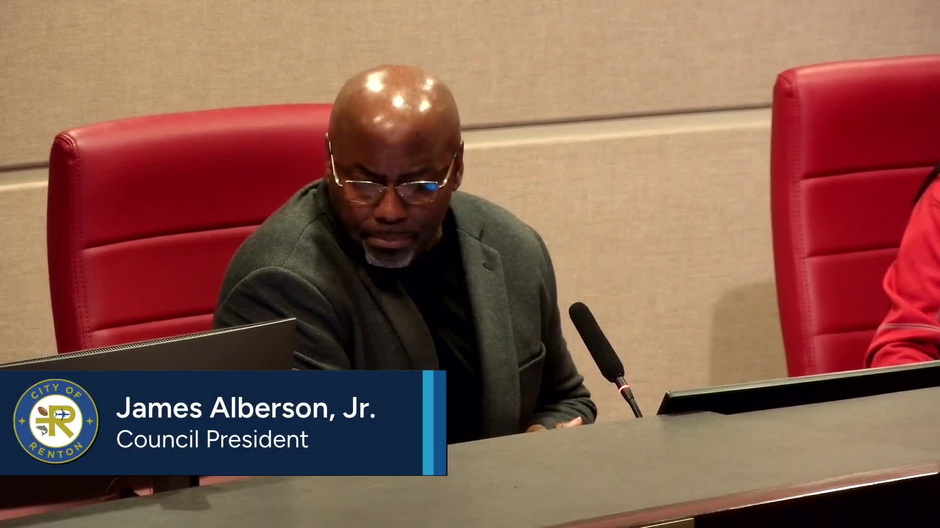 Renton council approves $900,000 lodging‑tax plan for 2026 after debate over transparency