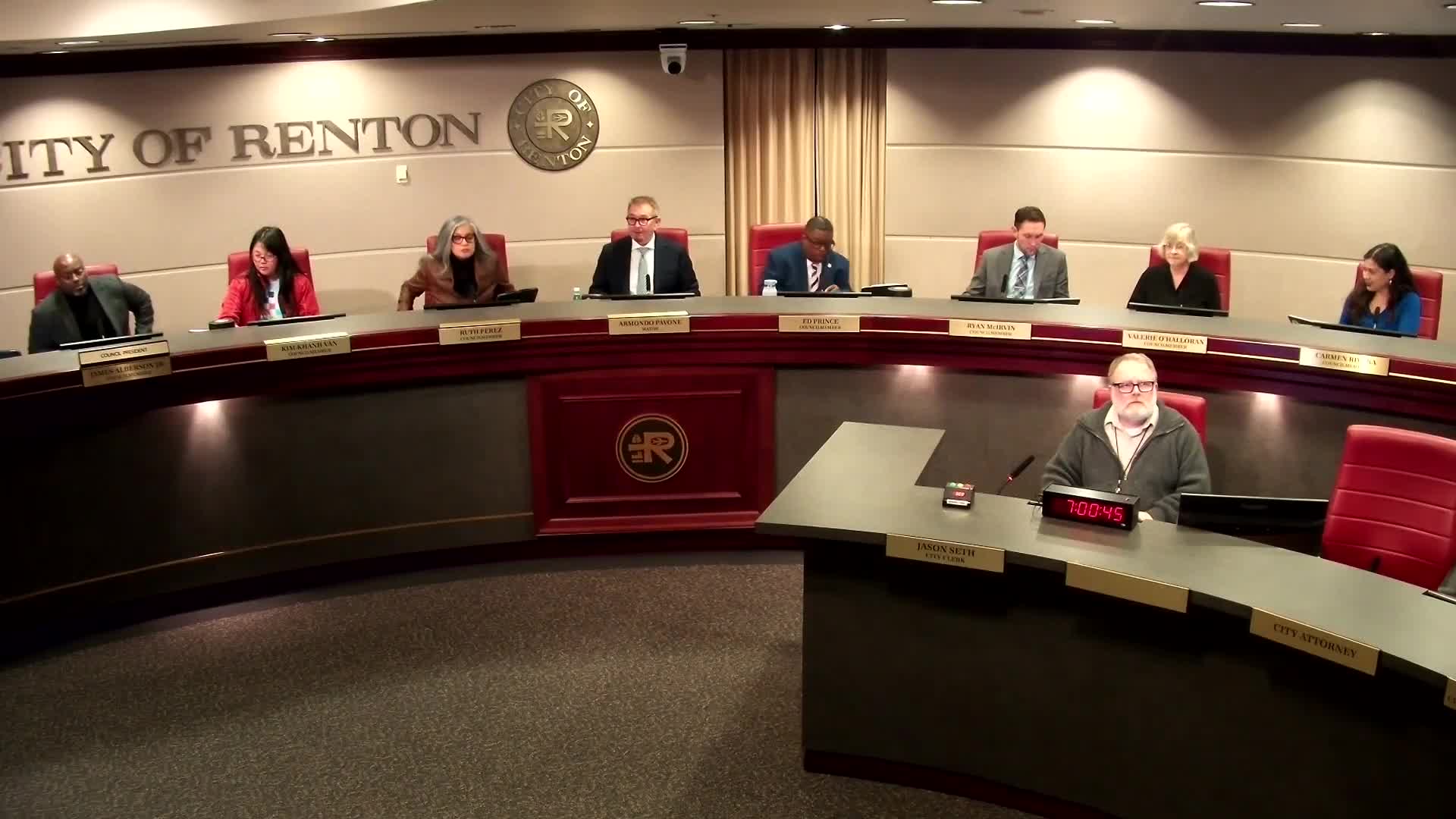 Renton council proclaims Small Business Saturday, Artist Sunday; approves consent agenda and multiple committee reports