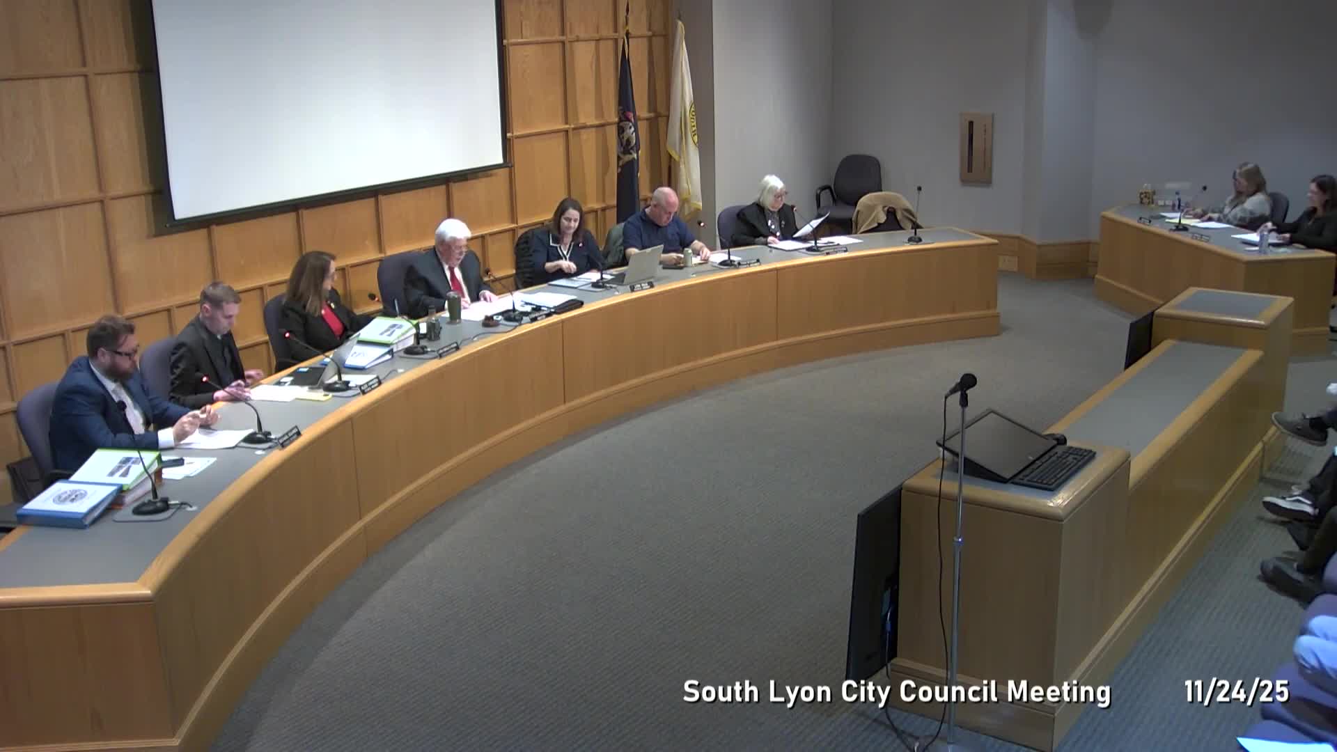 Council approves $63,494 F‑350 with V‑plow for DPW, adjusts equipment replacement fund