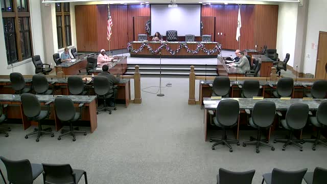 Kankakee committee flags enforcement gaps in ordinance on trash cans left in streets