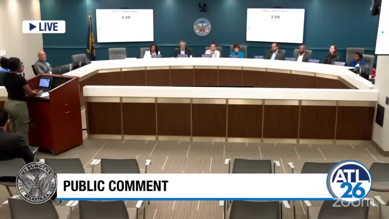 Resident tells zoning committee of repeated mold, elevator and safety failures at The Lofts at 2025; asks for council oversight