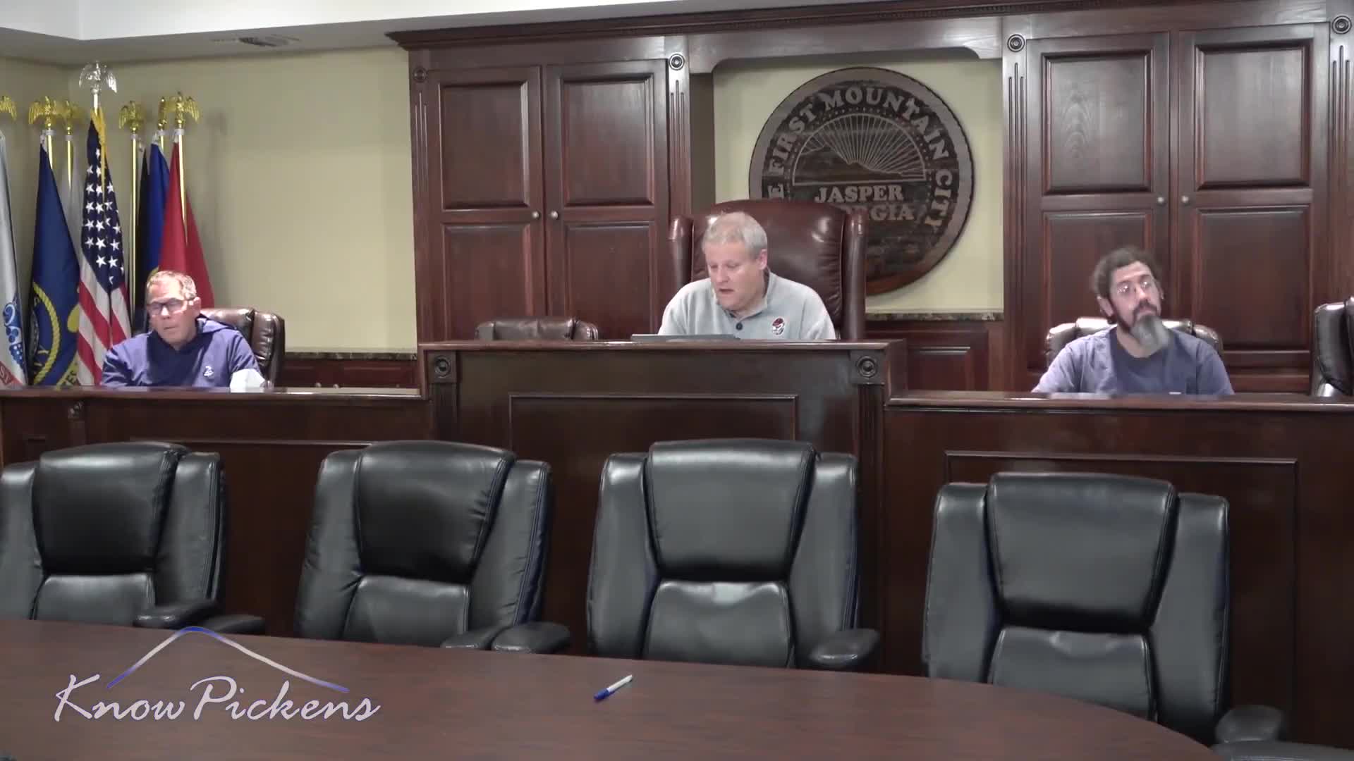 Commission recommends permit for small millwork manufacturer with operating conditions