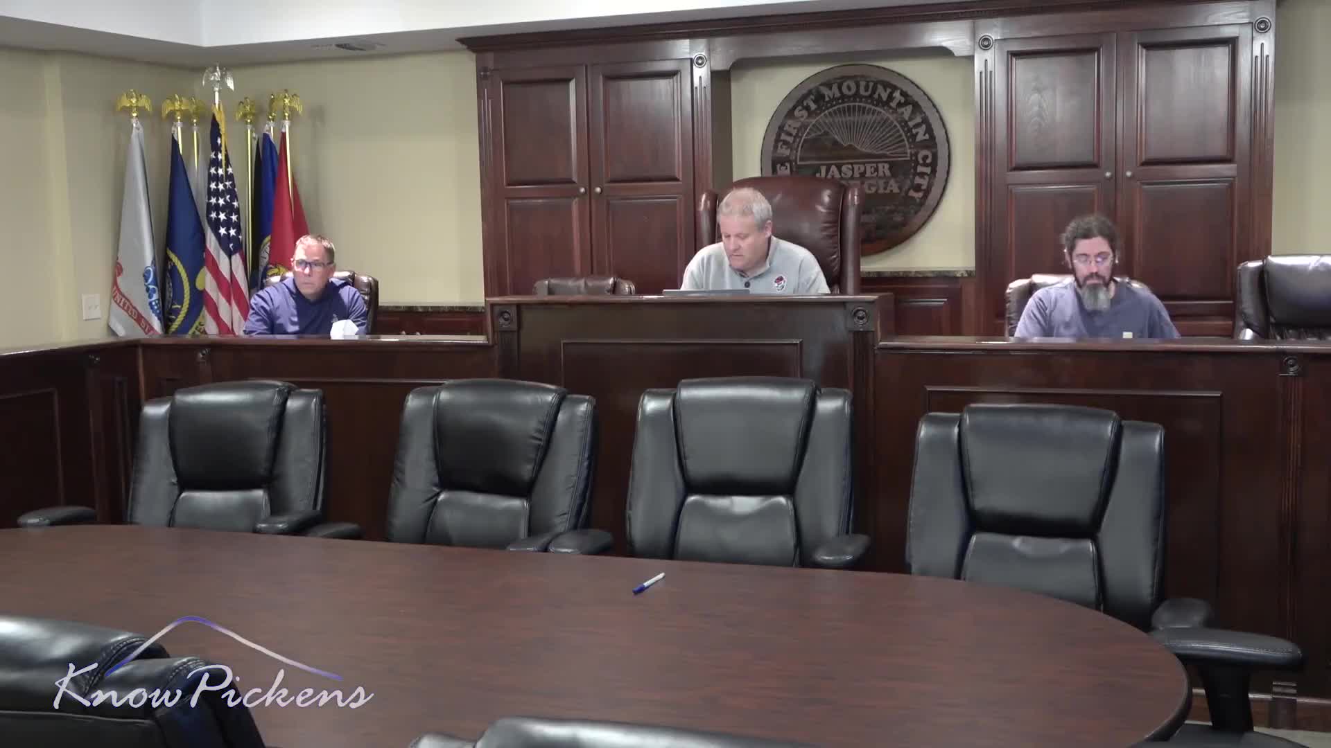 Planning commission backs Gateway drive-through and grants parking variance