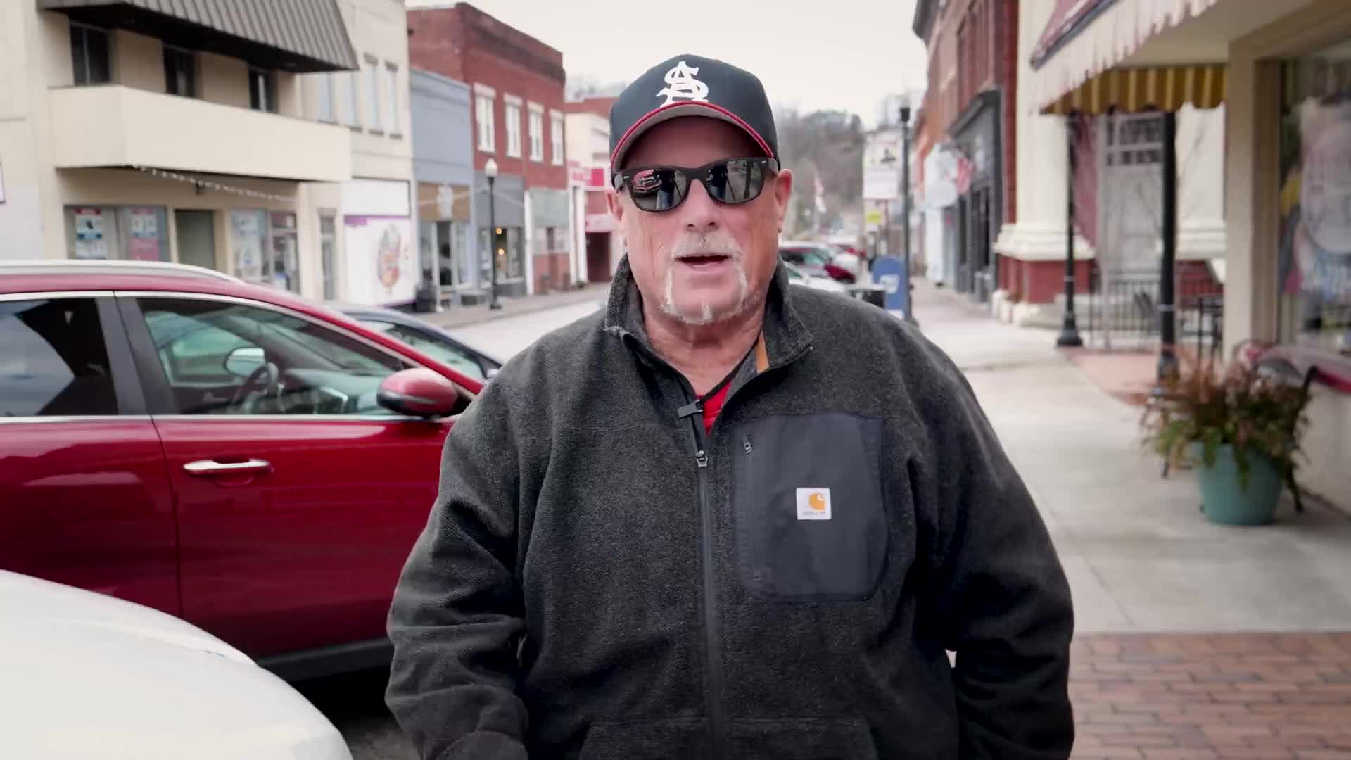 St. Albans mayor urges residents to shop local on Small Business Saturday