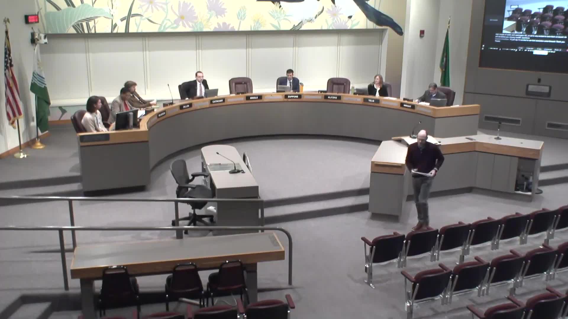 Committee reviews backup PSAP lease and jury-management contract renewal