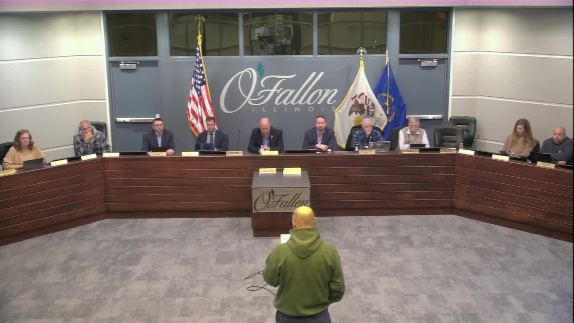 Residents urge hand‑counted ballots and press city on spending during public comment