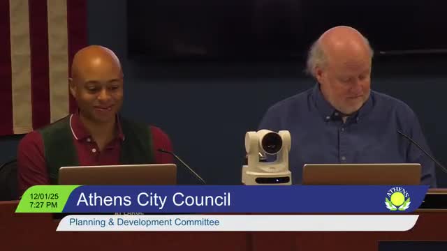 Council clears right‑of‑way permit for 43 S. Court St. to first reading; historic commission signed off