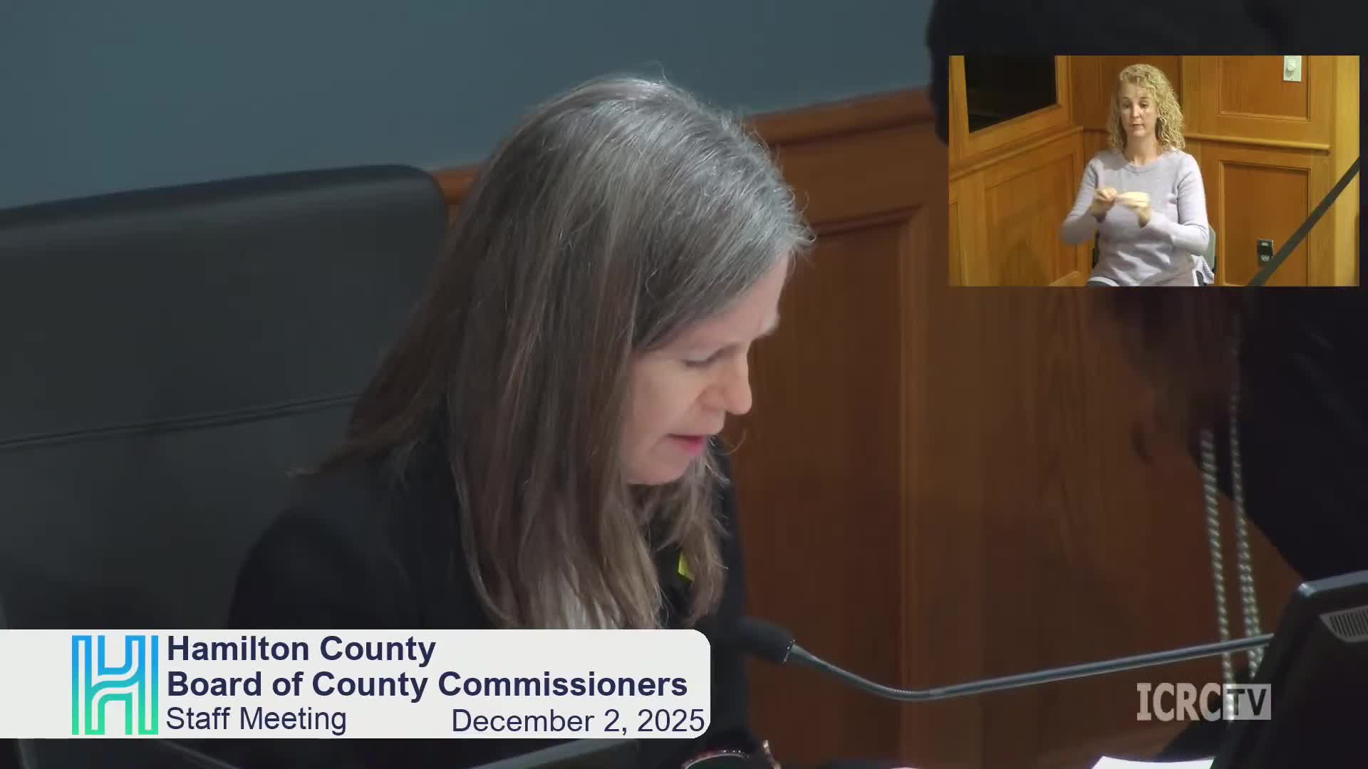 Public defender asks commissioners for three felony attorneys, cites savings and public‑safety benefits