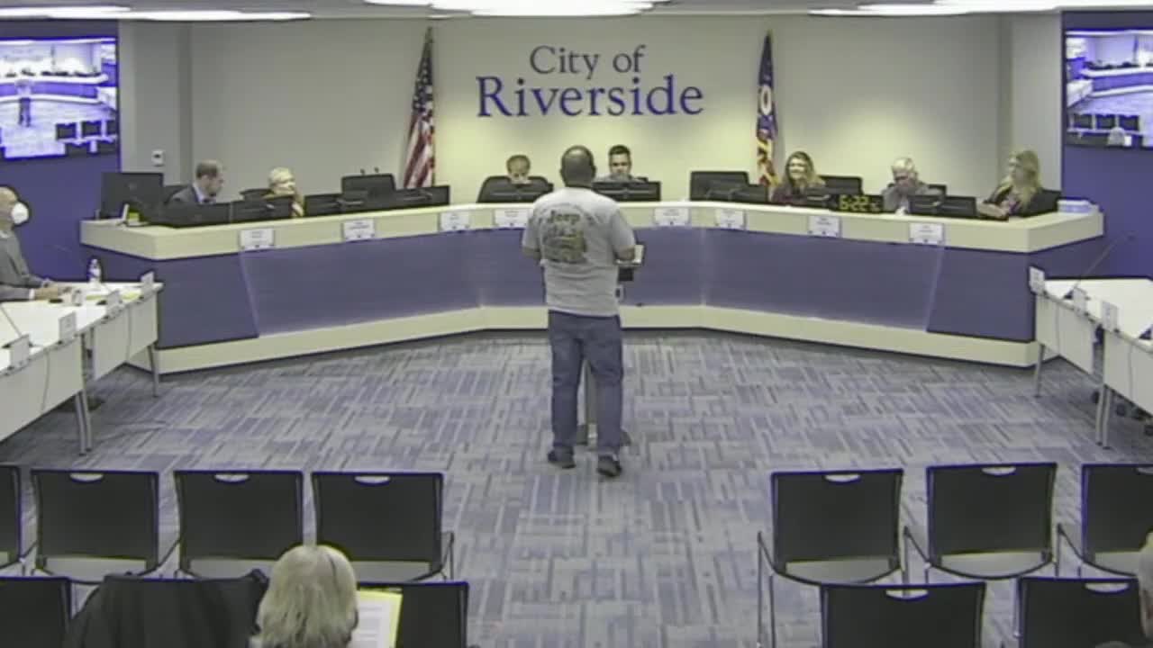 Resident criticizes stormwater fee as excessive; councilors defend tiered approach