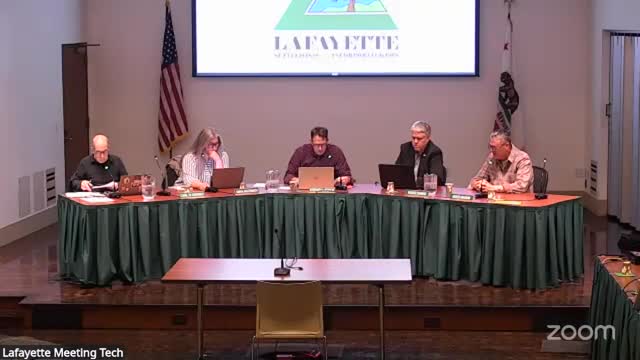Lafayette planning panel approves variance and lot-line adjustment at 19–20 Spring Hill Lane, 4–1