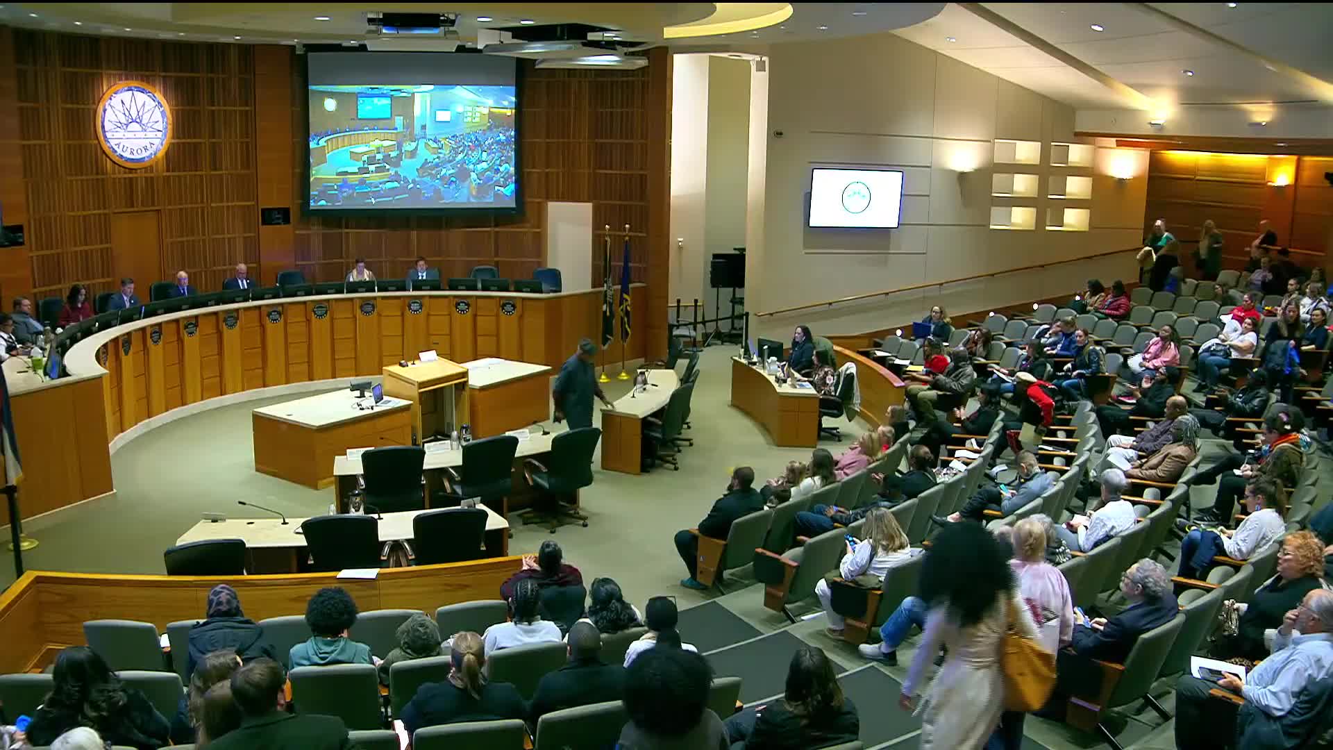 Resident asks Aurora council to file resolution honoring Edna and John W. Moseley