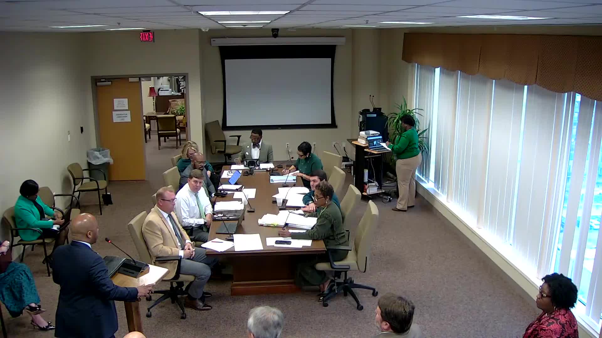 Mobile City Council votes to enter executive session on anticipated litigation