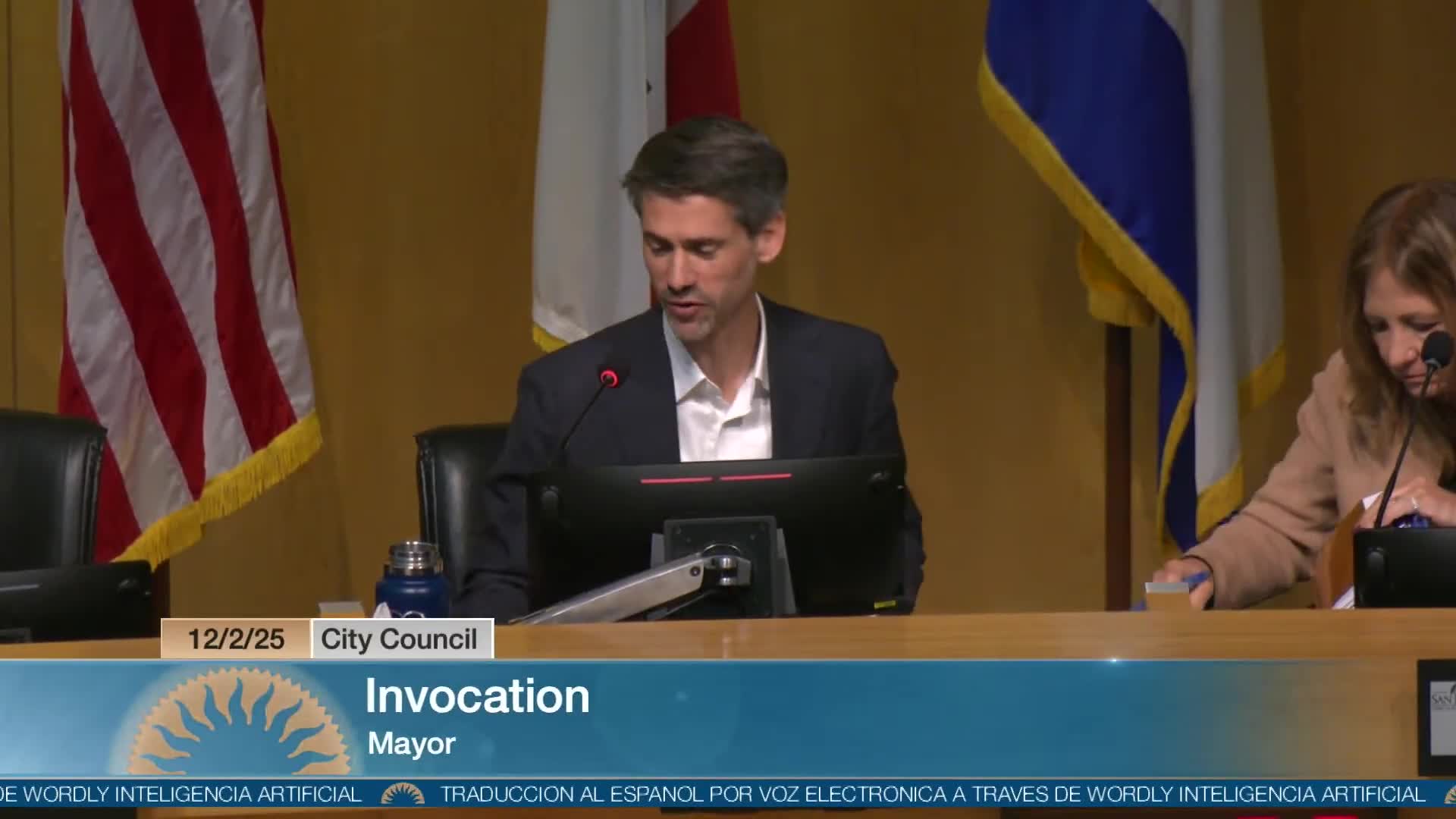 San José recognizes World AIDS Day and honors airport security director for public service