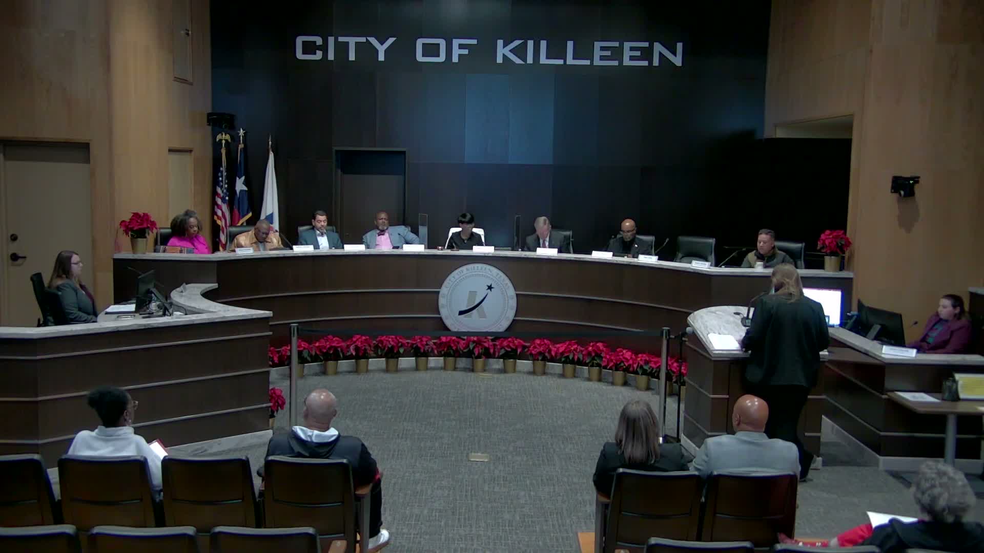 Killeen council adopts ordinance banning open storage of nuisance vehicles; ordinance takes effect on passage