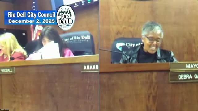 Council holds first reading of sign ordinance to allow limited billboards; second reading moved to Jan. 6