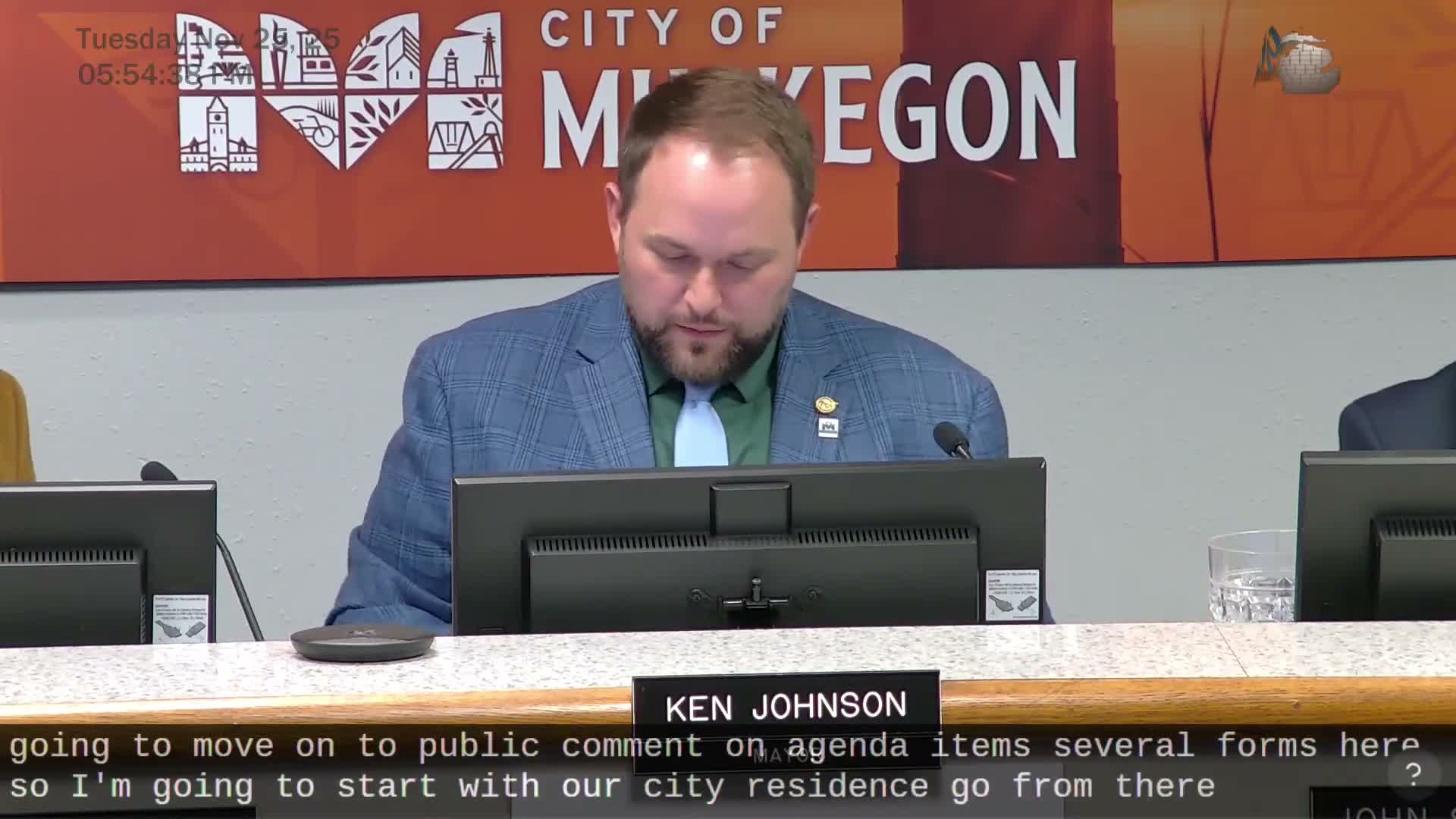Muskegon commission hears hours of public comment, staff updates on Fisherman’s Landing / 3rd Street Wharf land‑swap concept