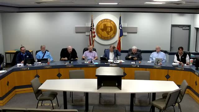Robinson council approves consent agenda, accepts Les Davis' resignation and issues community proclamations