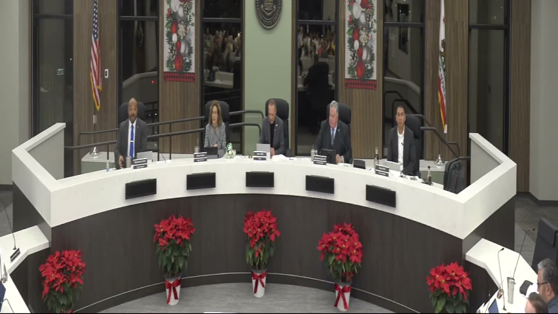 Elaine Holmes sworn in as Indio mayor during ribbon‑cutting night at new City Hall