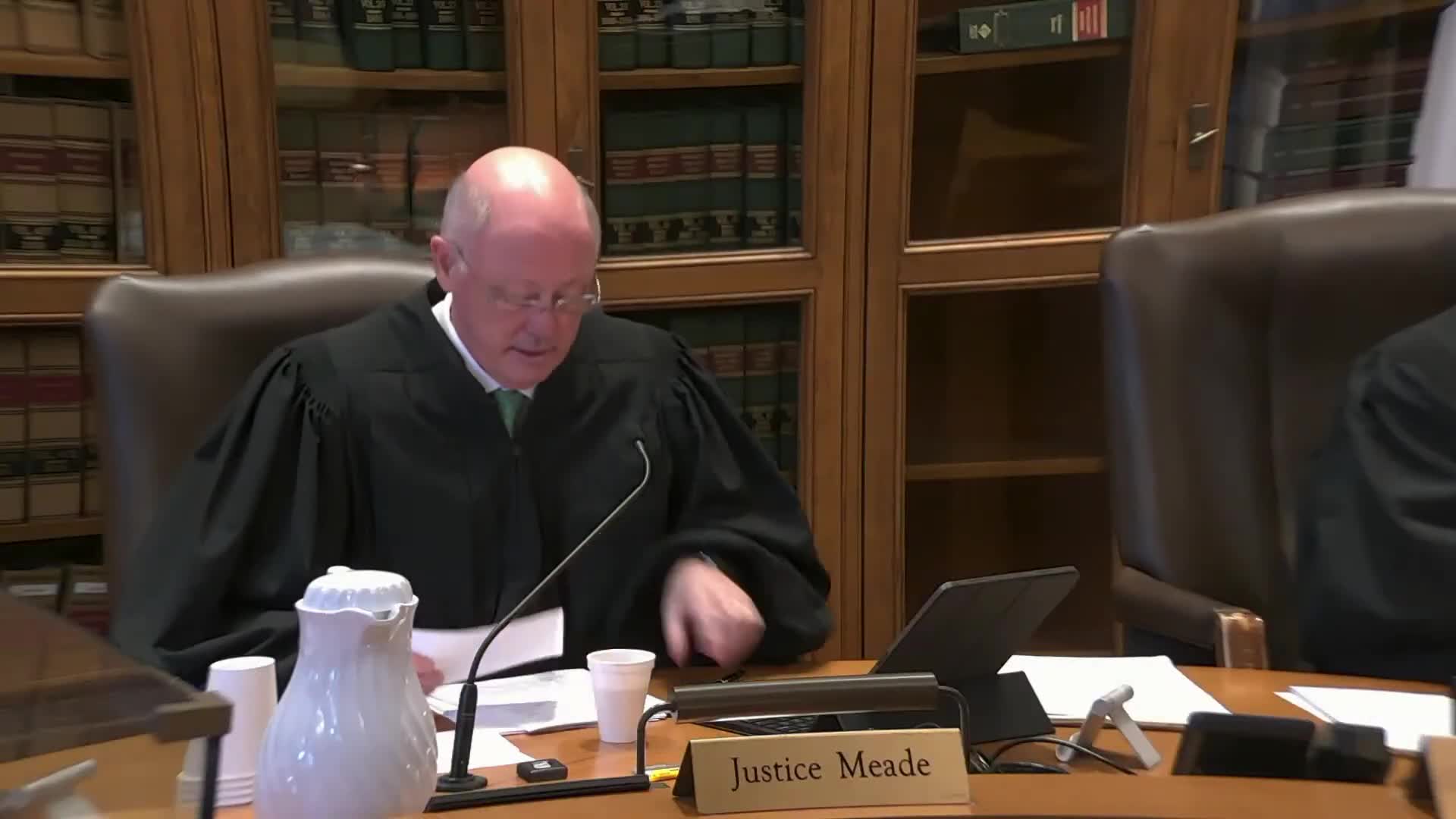 Appeals court reviews conflicting record in business dispute over alleged fiduciary duty