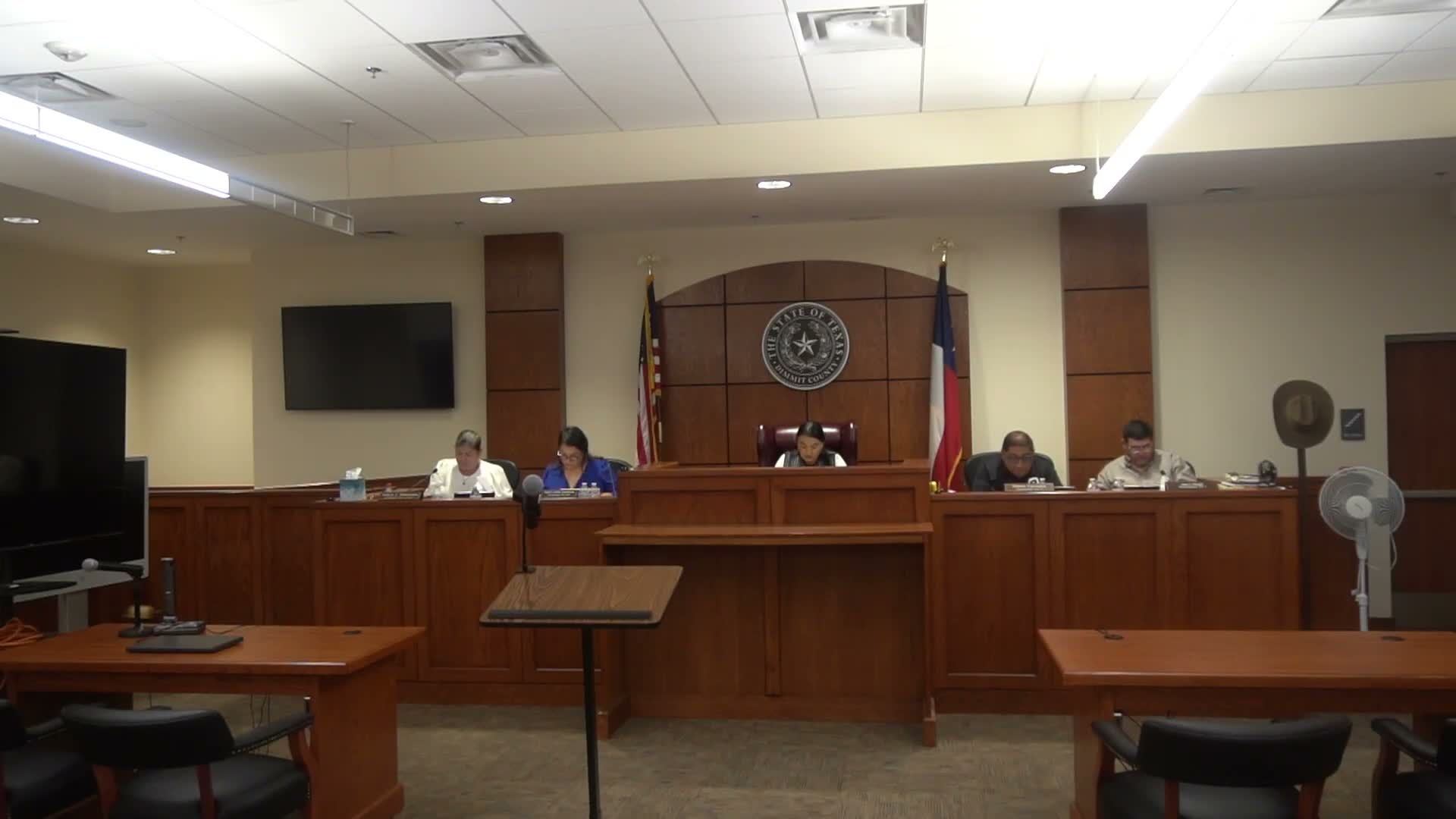 Commissioners debate food‑bank ordering, distribution and delivery rules after complaints