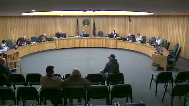 Planning commission approves Kelly Highway surface‑mine with berm, wheel‑wash and lime‑haul hours after neighbor complaints