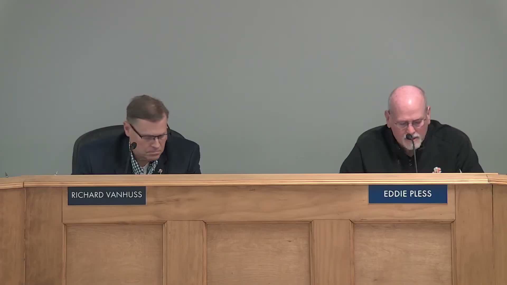 Elizabethton board approves '2627' school-year calendar as presented