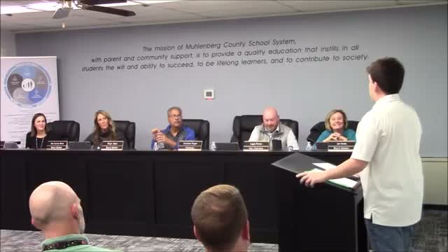 Muhlenberg County junior class president calls for nonvoting student seat on school board