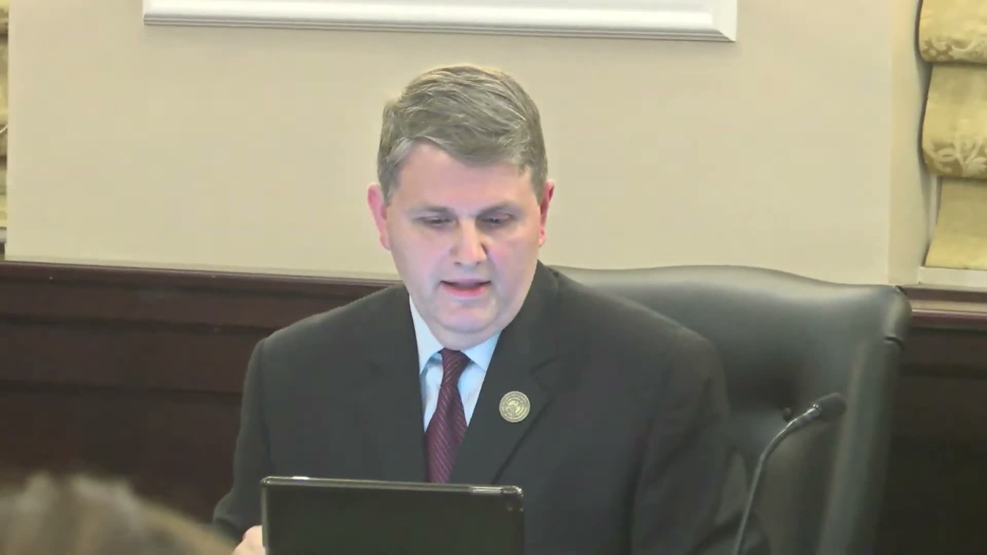 Residents press commissioners on playground delays, South Avenue traffic and ask the board to back immigrant trust legislation