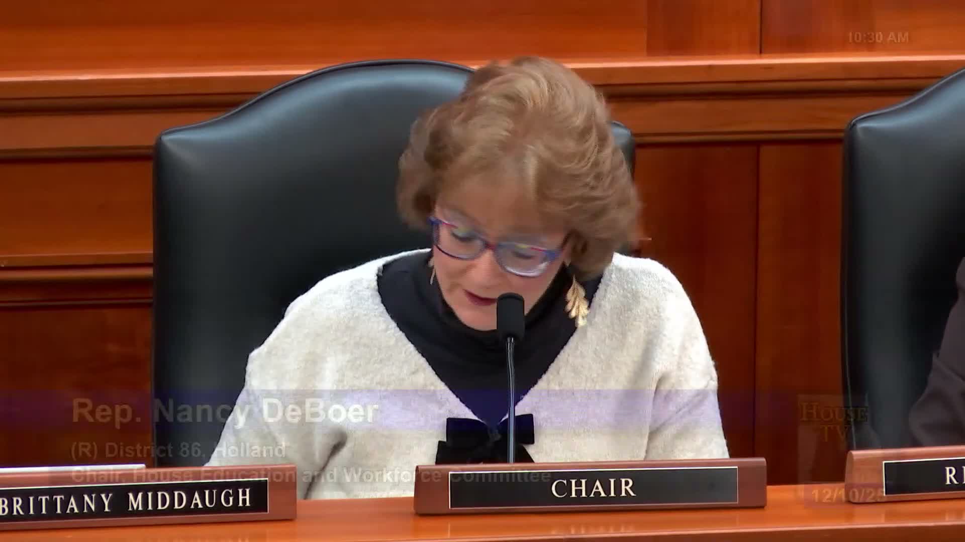 House panel hears bill to require schools to accept cash at middle- and high-school sporting events