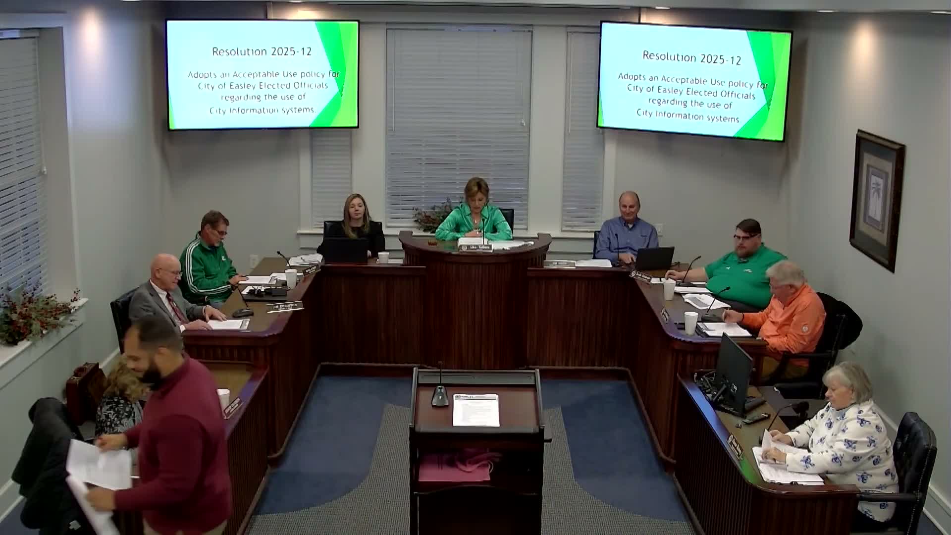 Easley council debates acceptable‑use policy for elected officials, including social‑media limits and retention rules