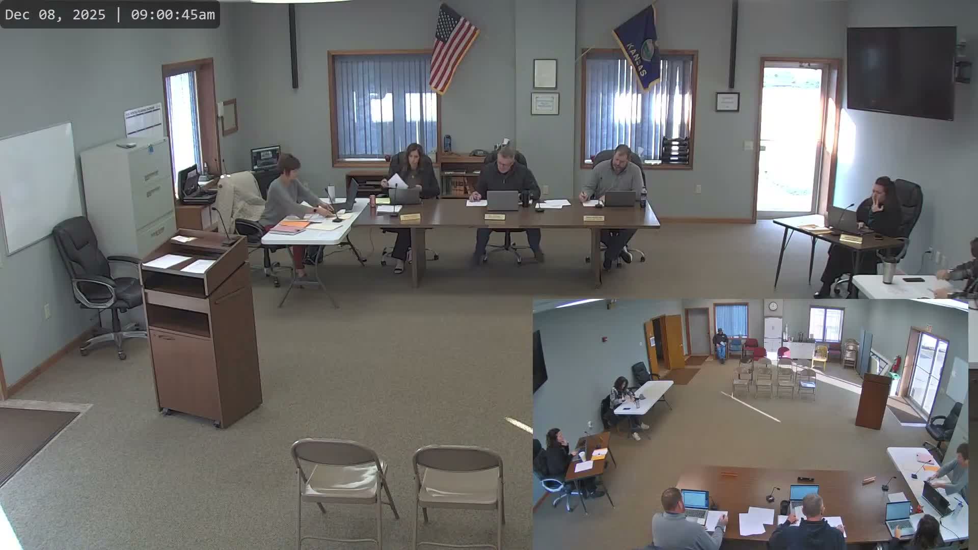 Linn County commissioners approve minutes, claims and a delegate designation; authorize chair to sign insurance paperwork to release roof funds