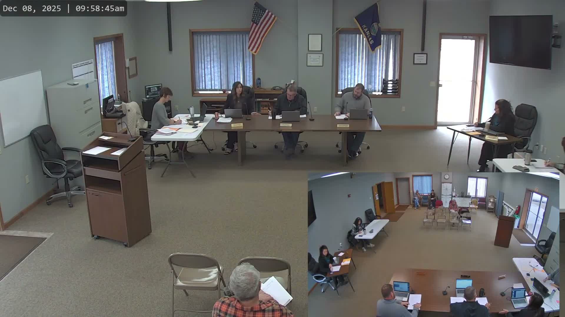 Commissioners begin review of ballot option to remove 30% food-sales threshold for drinking-establishment licenses