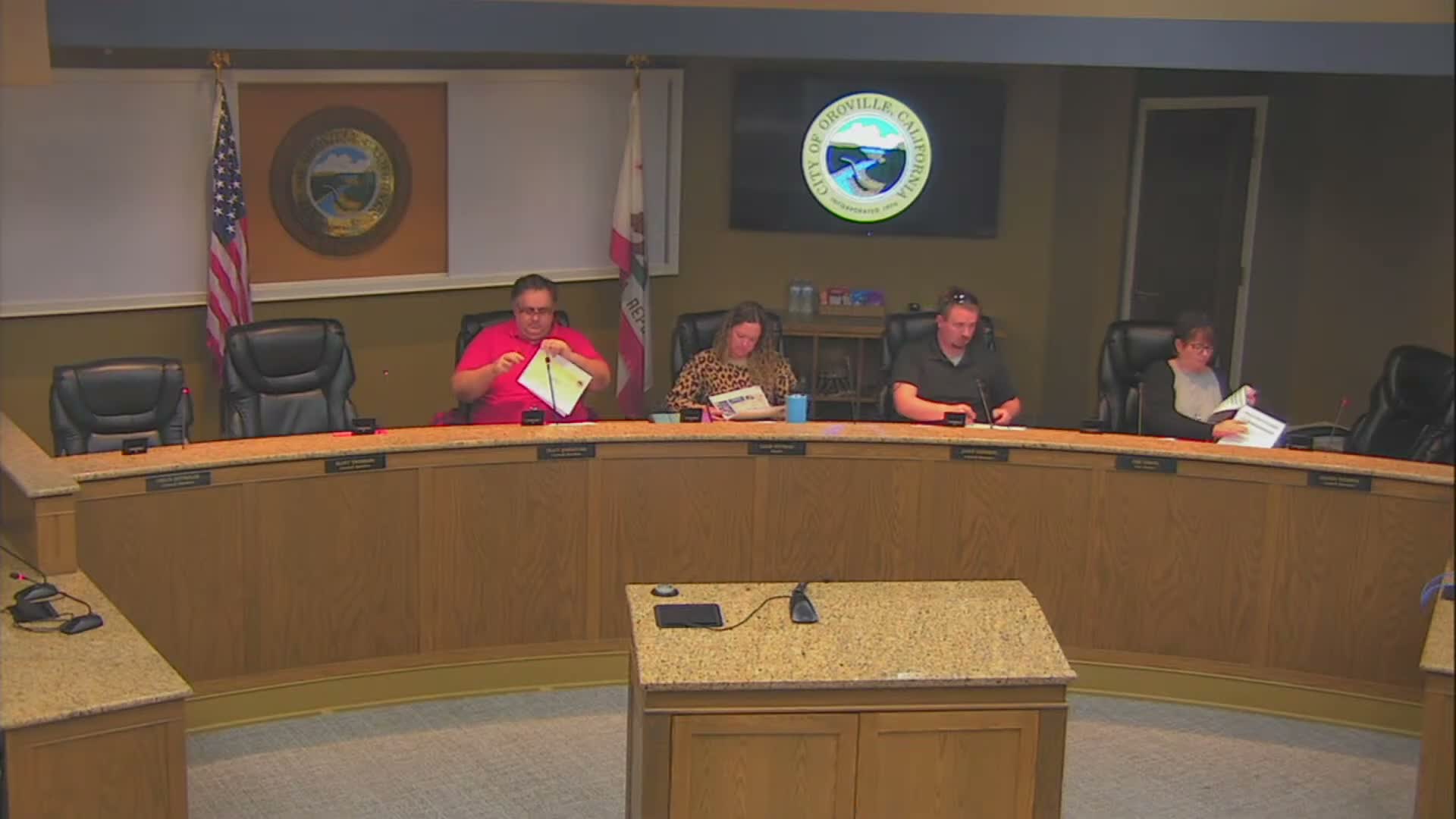 Commissioners favor three-hour pavilion slots; discuss $50–$65 price and library fee-waiver model