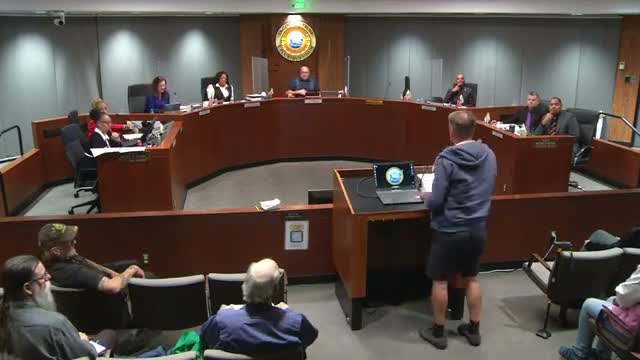 Hawthorne residents press council over airport hangar expansion and noise; city cites FAA limits