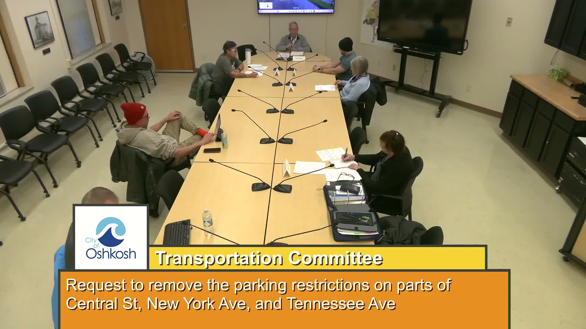 Committee prioritizes rapidly flashing beacons for school crossings, discusses asking county/state for roundabout funding