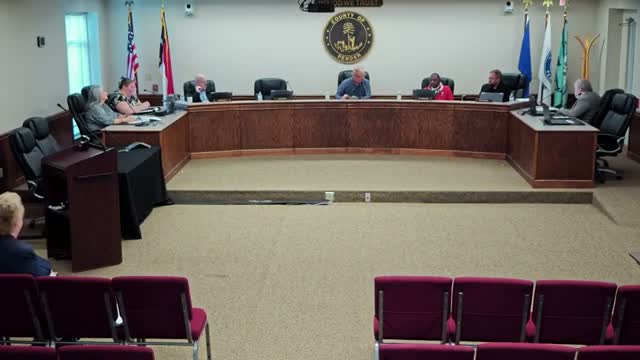 Pender County commissioners approve manager contract amid concerns over experience and pay