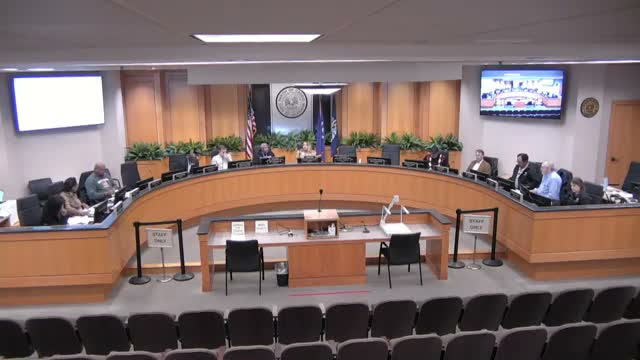 Food Bank of Northwest Louisiana thanks Caddo Parish commissioners after feeding event