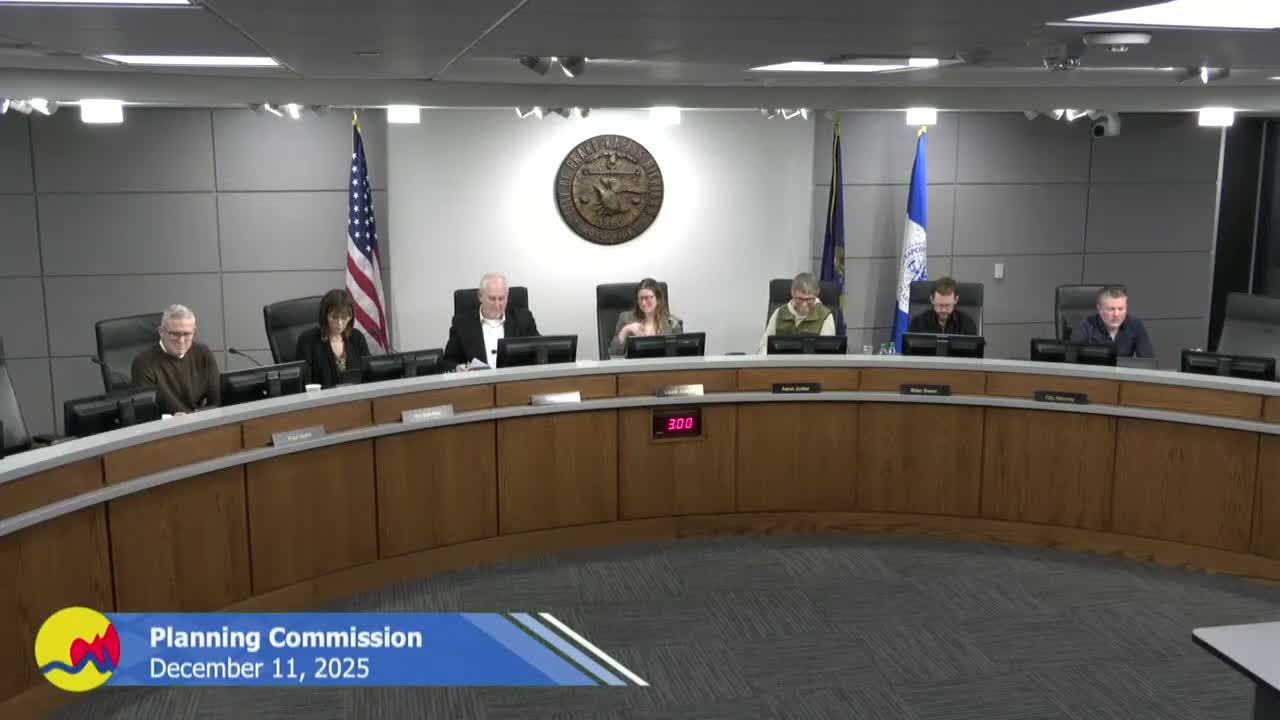 Panel approves distilled spirits sales at Fulton convenience store after manager outlines controls