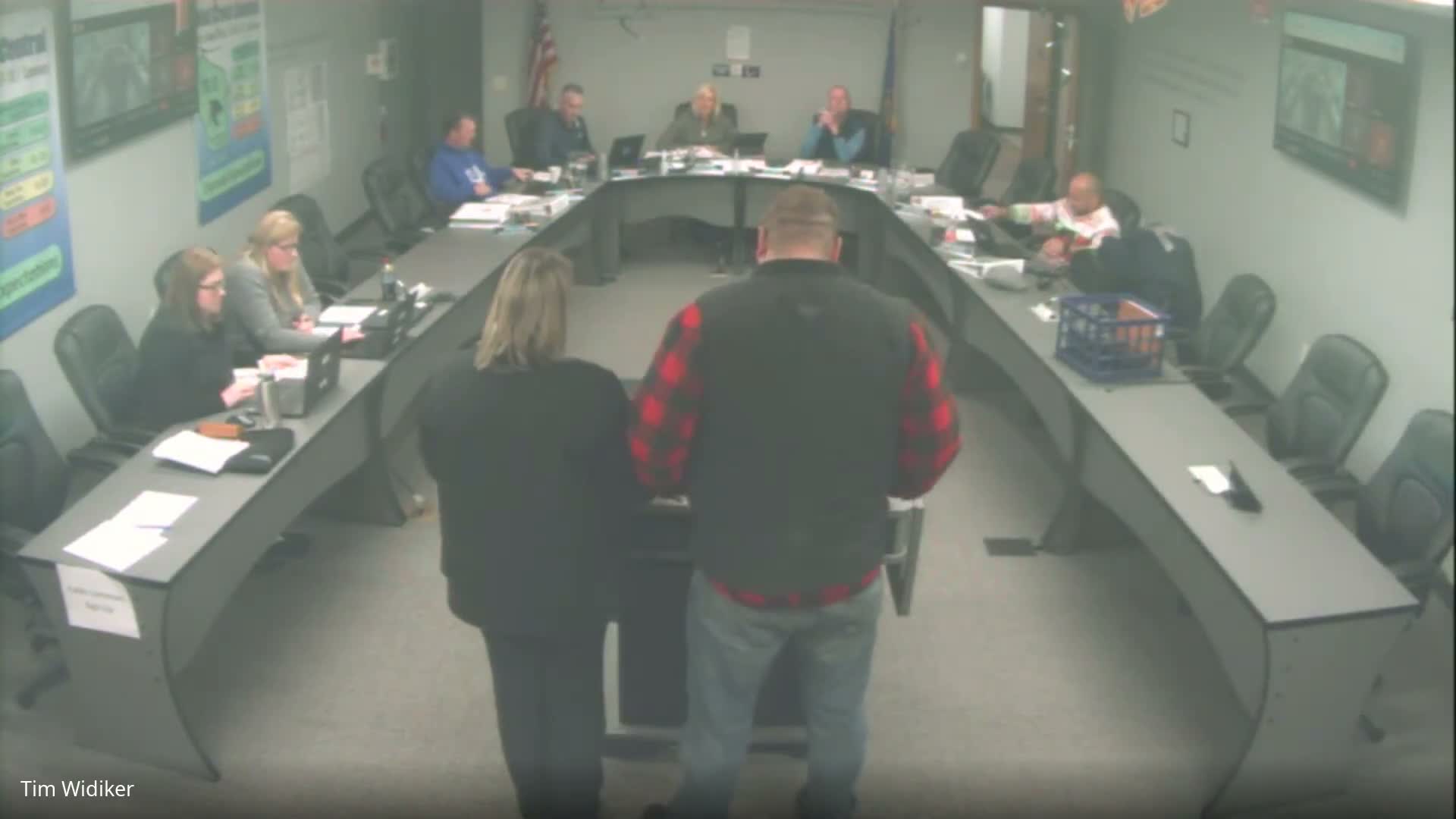 Parent tells Saint Croix Central board a freshman was assaulted in locker room and seeks stronger discipline